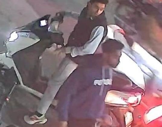 Maujpur bakery robbery, Delhi crime news, failed loot attemp