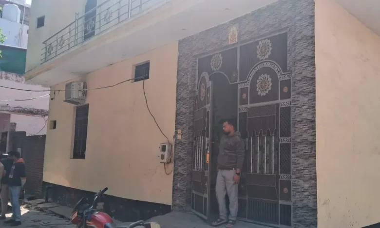 Agra theft case, Etmaduddaula theft