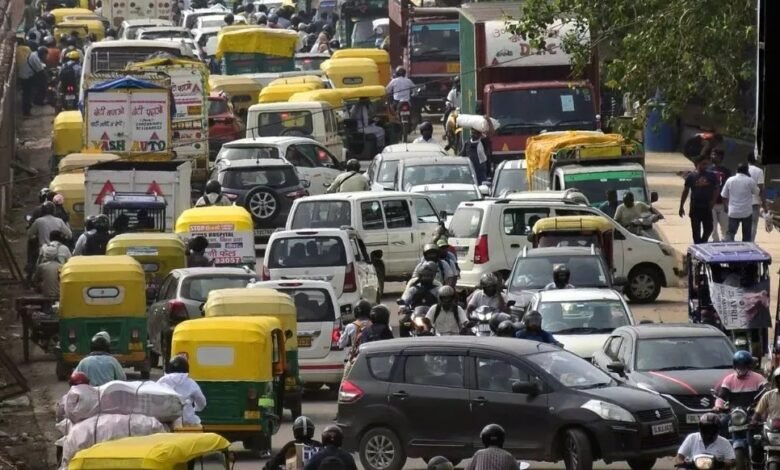 Pari Chowk traffic jam