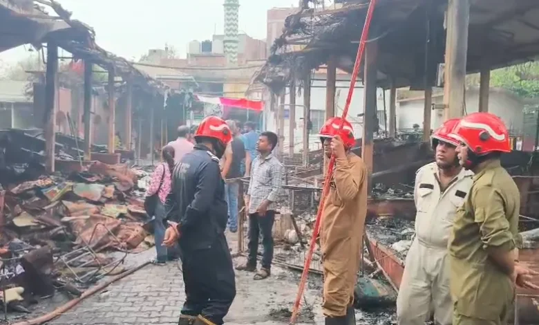 Nature Bazaar fire Delhi, Chhatarpur market fire, Delhi fire