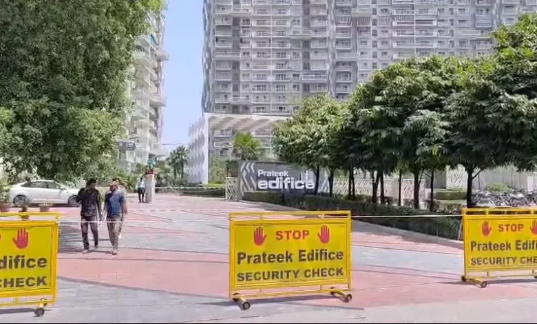 Noida suicide case, Prateek Edifice Society incident, sector 107 Noida