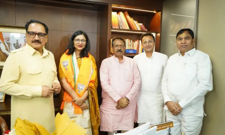 Swati Maliwal statement, Arvind Kejriwal controversy, Delhi politics