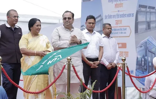 Delhi electric buses, Rekha Gupta CM Delhi, Pankaj Kumar Singh