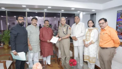 delhi politics news, mallikarjun kharge statement, bjp complaint delhi police