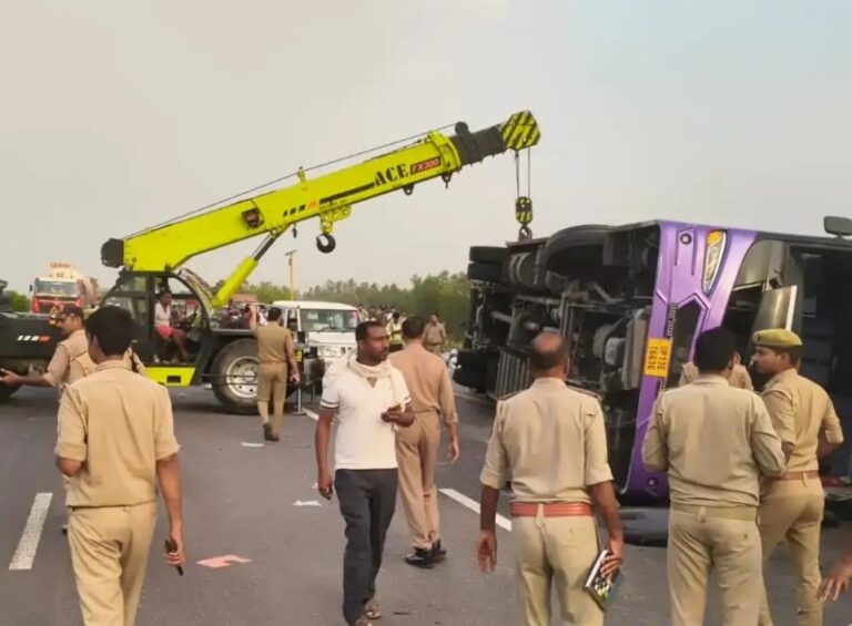 Expressway Bus Accident