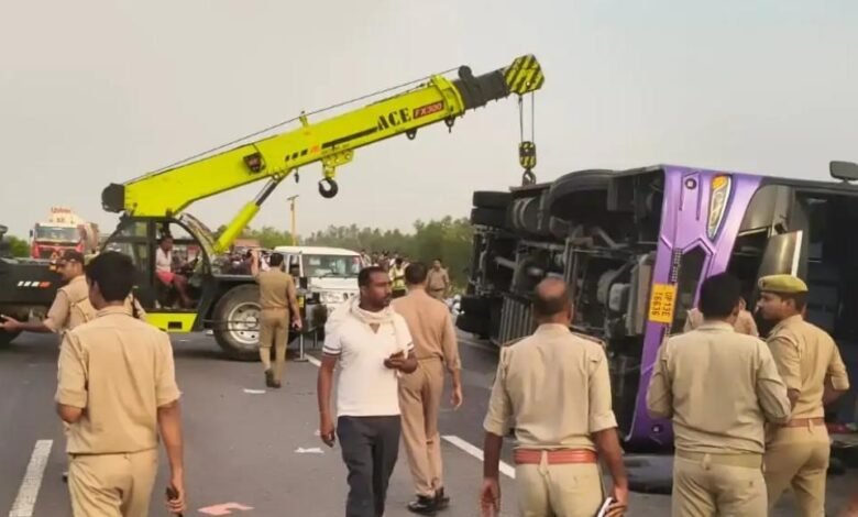 Expressway Bus Accident