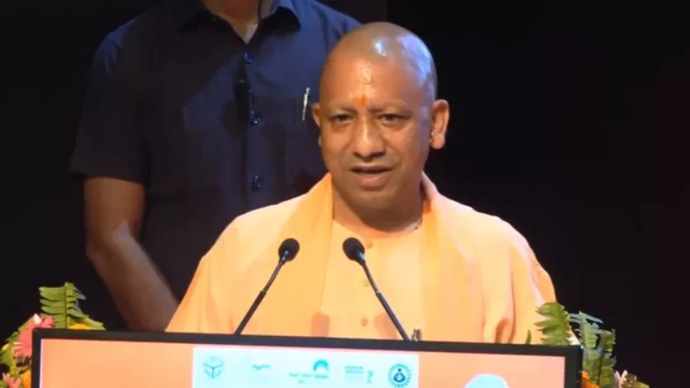 Uttar Pradesh : योगी सरकार में सशक्त हुईं आंगनबाड़ी कार्यकत्रियां, सम्मान और सुरक्षा से बदली तस्वीर