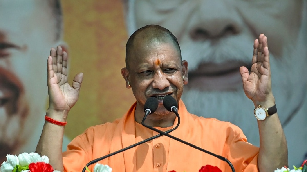 69f827ab72329-yogi-adityanath-cow-statement--cm-yogi-remark-cow-milk-pig-milk--nari-shakti-vandan-program-gorakhpu-221421623-16x9