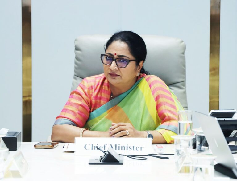 New Delhi : दिल्ली में ट्रैफिक चालान निपटारे की नई व्यवस्था लागू, तय समय में भुगतान अनिवार्य- सीएम रेखा गुप्ता 