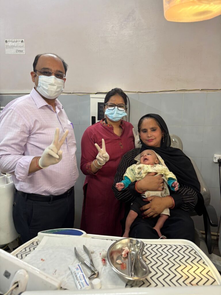 Uttar Pradesh : बुलंदशहर मेडिकल कॉलेज में नवजात शिशु के जन्मजात दांतों का सफल उपचार