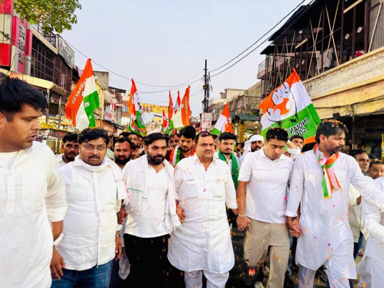 Uttar Pradesh : बुलंदशहर में कांग्रेस की ‘किसान-नौजवान बचाओ यात्रा’ का भव्य स्वागत