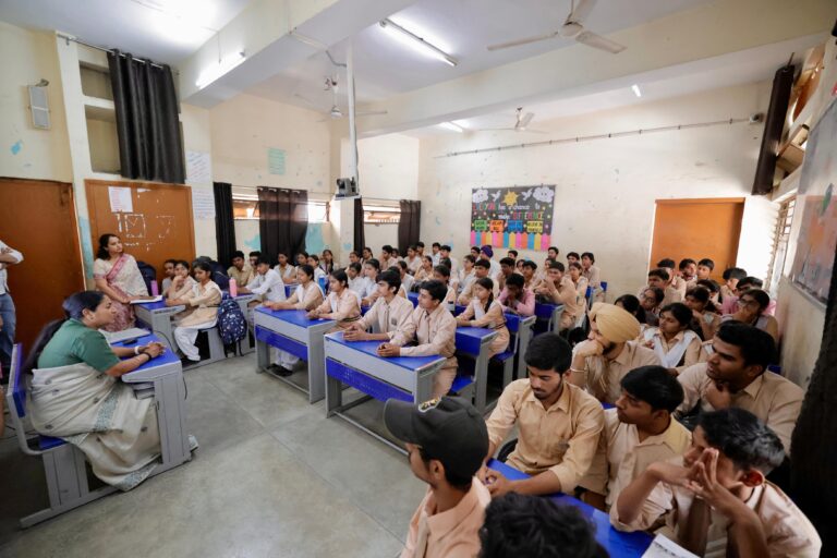 New Delhi : दिल्ली के सभी सरकारी स्कूलों का होगा स्ट्रक्चरल ऑडिट, रेखा गुप्ता ने दिए सख्त निर्देश