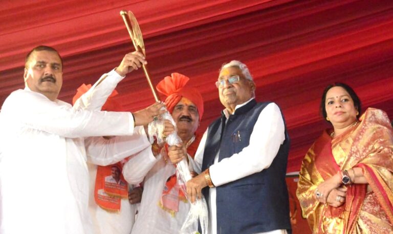 Uttar Pradesh : गाजियाबाद में उमड़ा ब्राह्मण समाज का जनसैलाब, पश्चिमी यूपी की राजनीति में बदलाव के संकेत