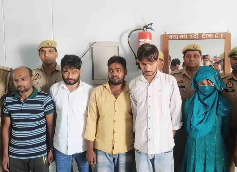 Uttar Pradesh : बुलंदशहर हनीट्रैप केस ; भाई को फंसाने वाले आरोपी दरोगा नीरज कुमार रामपुर में सस्पेंड