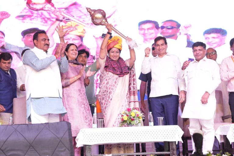 New Delhi : द्वारका में 100 करोड़ की विकास परियोजनाओं का शुभारंभ, सड़क-सीवर और मेट्रो विस्तार को मिलेगी रफ्तार