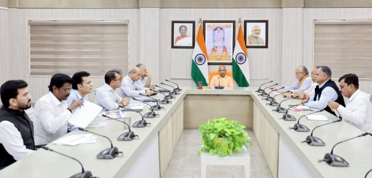 Uttar Pradesh : मुख्यमंत्री योगी आदित्यनाथ ने डाटा सेंटर क्लस्टर, प्रोजेक्ट गंगा और गेहूं प्रसंस्करण नीति की उच्च स्तरीय समीक्षा की
