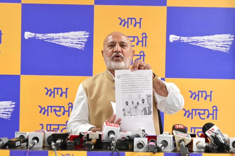 Punjab : भाजपा लोगों को डराने-धमकाने और पार्टी में शामिल करने के लिए ईडी और सीबीआई का दुरुपयोग कर रही है- बलतेज पन्नू