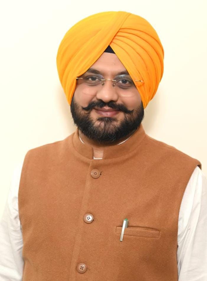 Punjab : भगवंत मान सरकार धान सीजन के दौरान किसानों को निर्बाध 8 घंटे बिजली सप्लाई सुनिश्चित कर रही है- तरुनप्रीत सिंह सौंद