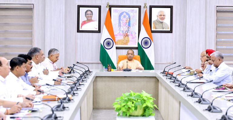 Uttar Pradesh : योगी सरकार का ऐतिहासिक फैसला, प्रधानों को बनाया जाएगा ग्राम पंचायतों का प्रशासक