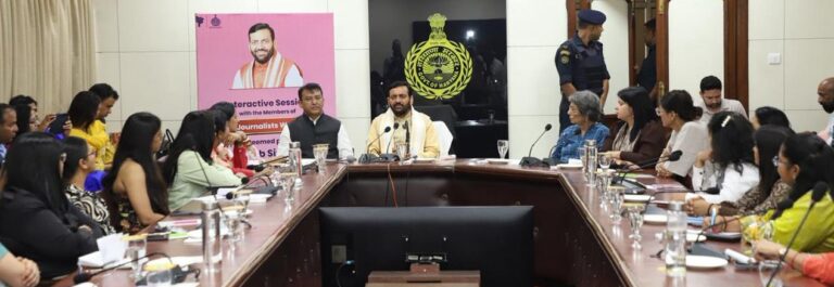 Haryana: मुख्यमंत्री नायब सिंह सैनी ने महिला पत्रकारों के साहस और योगदान की सराहना की