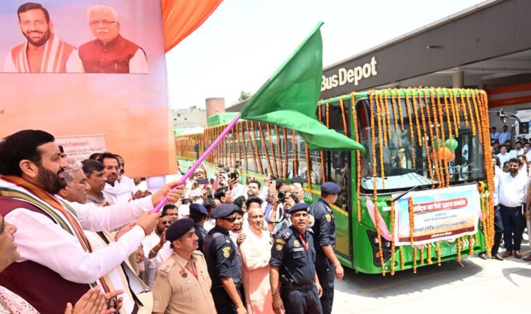 Haryana Electric Bus: प्रदेश की इलेक्ट्रिक बसों में विद्यार्थियों को उपलब्ध होगी बस-पास सेवा– मुख्यमंत्री नायब सिंह सैनी