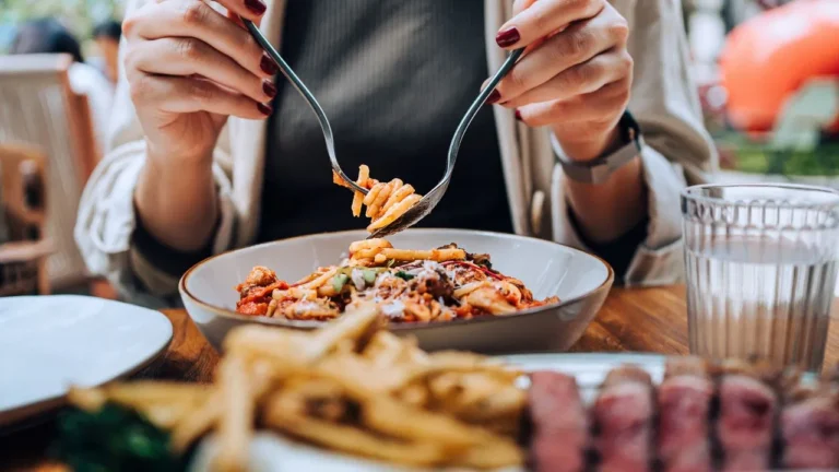 Health News: खाने का सही समय बना सेहत सुधारने का नया मंत्र, मेडिकल स्टडी में चौंकाने वाले खुलासे
