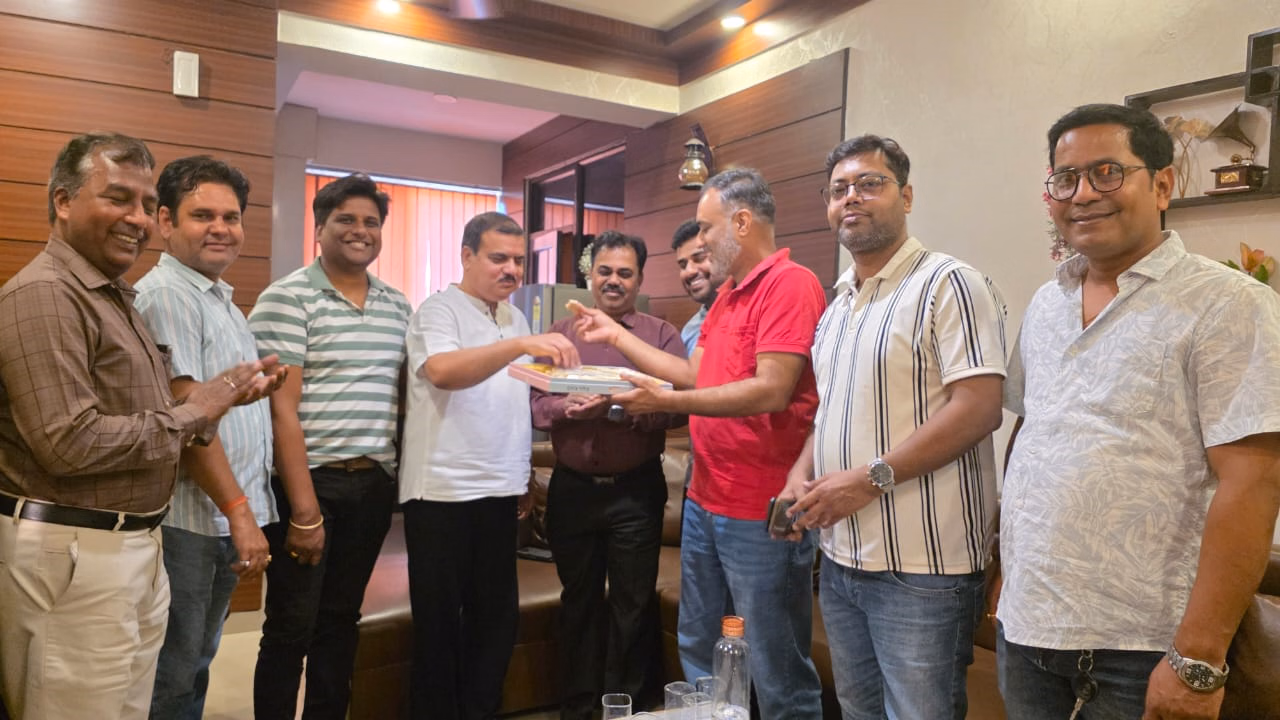 Greater Noida West: ग्रेटर नोएडा वेस्ट की महागुन मंत्रा-2 सोसाइटी में जल्द शुरू होगी रजिस्ट्री, निवासियों में खुशी की लहर Greater Noida West: ग्रेटर नोएडा वेस्ट की महागुन मंत्रा-2 सोसाइटी में जल्द शुरू होगी रजिस्ट्री, निवासियों में खुशी की लहर