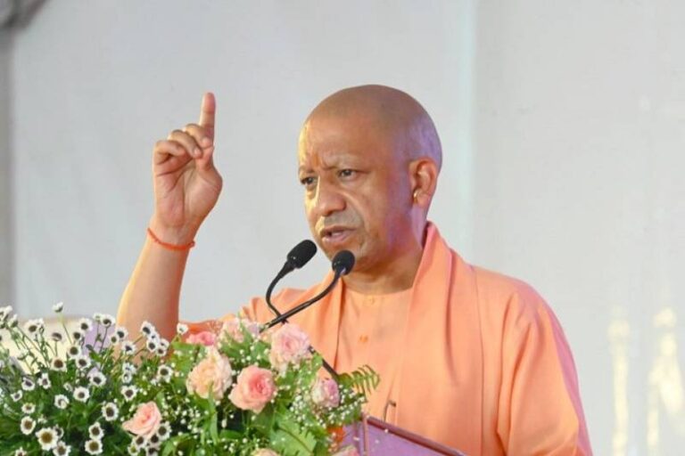 Uttar Pradesh : योगी सरकार के इंफ्रास्ट्रक्चर विजन को नई उड़ान, चिल्ला एलिवेटेड रोड परियोजना से एनसीआर के ट्रैफिक में लोगों को मिलेगी बड़ी राहत