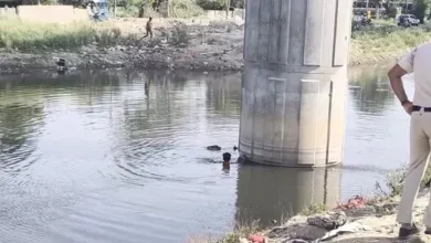 Kondli Canal Dead Body