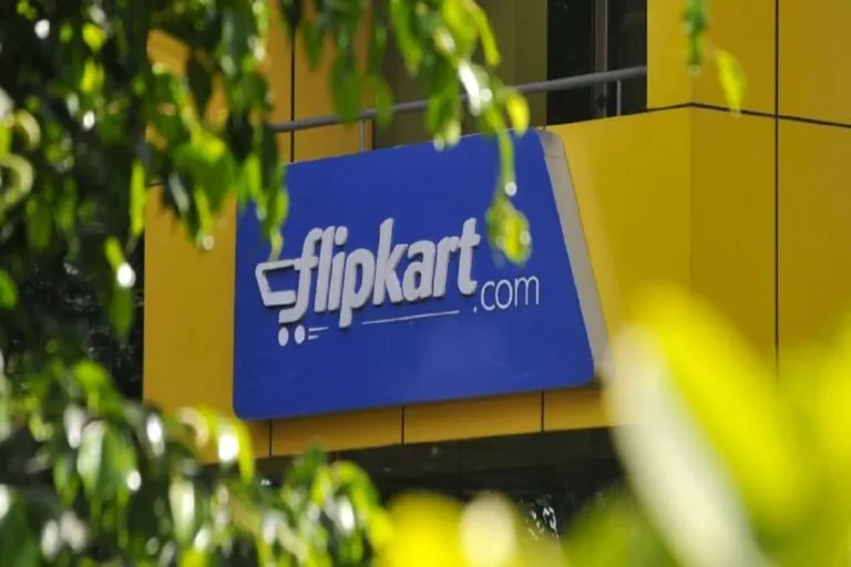 Flipkart mobile theft: फ्लिपकार्ट की रिपेयर फैक्टरी से 70 लाख के मोबाइल और पार्ट्स चोरी, दो टेक्नीशियन पर शक