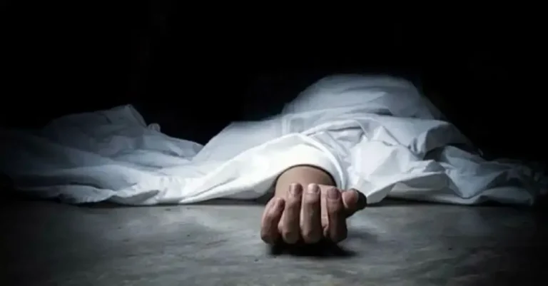 Noida: सेक्टर-42 के पास लहूलुहान हालत में मिला युवक का शव, हादसा या हत्या में उलझी जांच