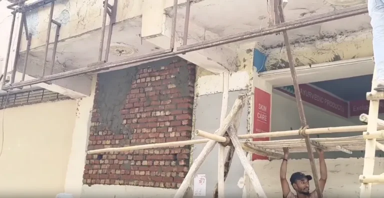 Delhi Sealing News, New Ashok Nagar News, Delhi Shop Sealing