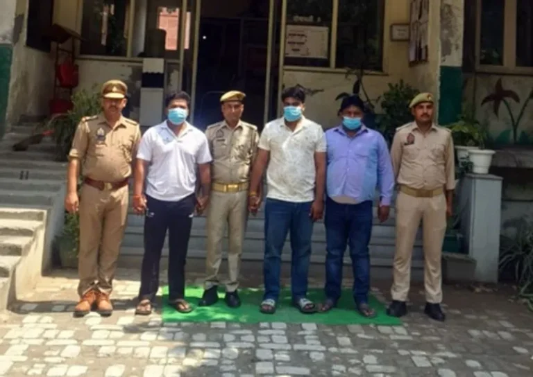 Noida crime: नोएडा में पार्किंग विवाद ने लिया हिंसक रूप, पिता-पुत्र पर हमला; तीन आरोपी गिरफ्तार