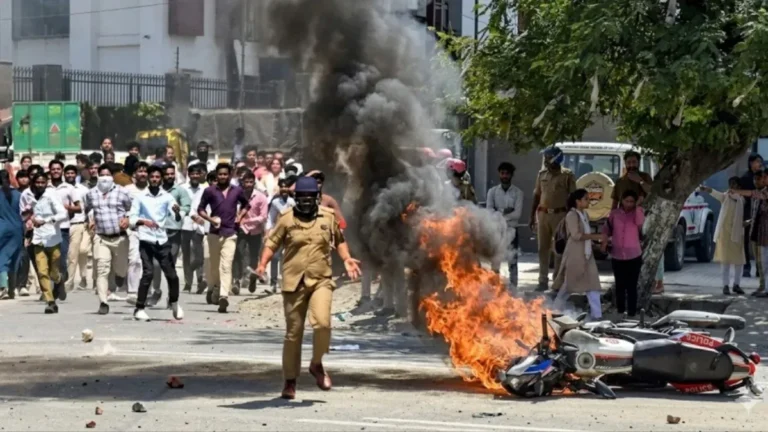 Noida Violence Case: नोएडा हिंसा मामले में बड़ा खुलासा, आरोपी के खाते में विदेशों से आए एक करोड़ रुपये, NSA की कार्रवाई शुरू