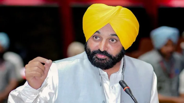 Punjab : भगवंत मान सरकार की ‘मुख्यमंत्री सेहत योजना’ बनी वरदान; 65 साल की माँ के घुटनों का हुआ मुफ्त ऑपरेशन