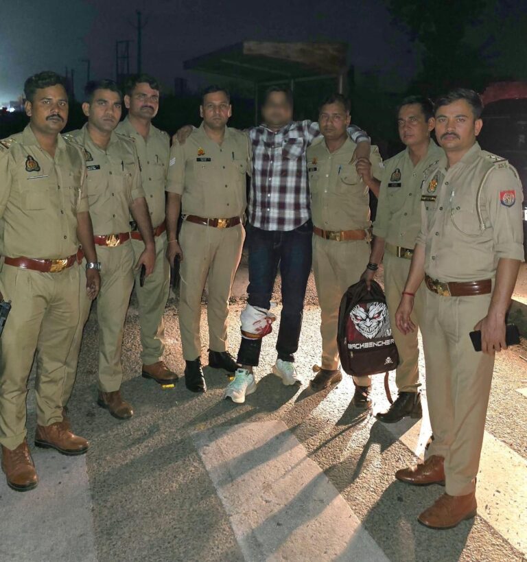 Uttar Pradesh : हापुड़ में कपड़ा व्यापारी से 16.92 लाख लूट का 24 घंटे में खुलासा, मास्टरमाइंड निकला चालक