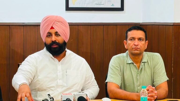 Punjab : हरजोत सिंह बैंस ने शुरू किया ‘मिशन क्लीन पंजाब’, सभी एमसी अधिकारी सुबह 7 से 8 बजे तक फील्ड में रहेंगे