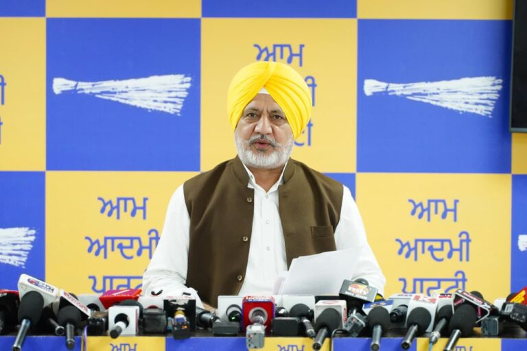 Punjab : कथित फोरेंसिक रिपोर्ट द्वारा मुख्यमंत्री भगवंत सिंह मान को बदनाम करने की बादल गैंग की चाल नाकाम, जत्थेदार को अकाली दल के राजनीतिक मोहरे के तौर पर काम नहीं करना चाहिए- बलतेज पन्नू