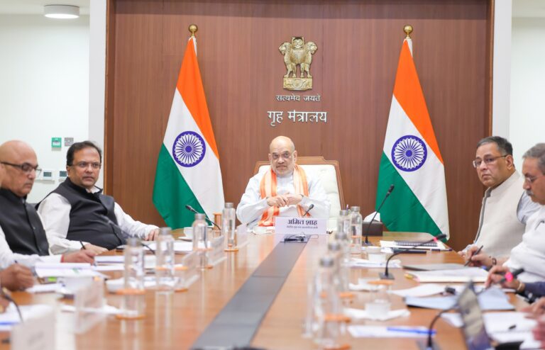 New Delhi : केंद्रीय गृह मंत्री अमित शाह ने नेशनल साइबर अपराध हेल्पलाइन 1930 की समीक्षा की, AI से आधुनिकीकरण के निर्देश दिए