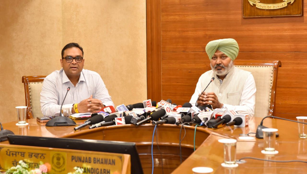 Punjab : सरकार द्वारा 2,437 अप्रेंटिस ट्रेनिज़ को पी.एस.पी.सी.एल. में सहायक लाइनमैन के रूप में भर्ती करने का निर्णय- वित्त मंत्री हरपाल सिंह चीमा Punjab : सरकार द्वारा 2,437 अप्रेंटिस ट्रेनिज़ को पी.एस.पी.सी.एल. में सहायक लाइनमैन के रूप में भर्ती करने का निर्णय- वित्त मंत्री हरपाल सिंह चीमा
