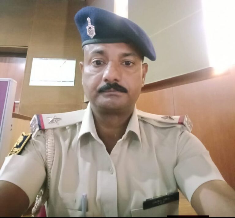Bihar : दरभंगा में आपसी विवाद में युवक की पीट-पीटकर हत्या, बीच-बचाव में एएसआई को लगी गोली, गांव में पुलिस बल तैनात