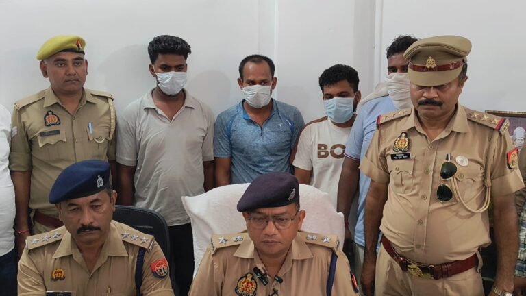 Uttar Pradesh : हापुड़ में लूट की झूठी सूचना निकली बेटे की करतूत, पुजारी के एक लाख रुपये चुराकर देहरादून में मौज की थी योजना