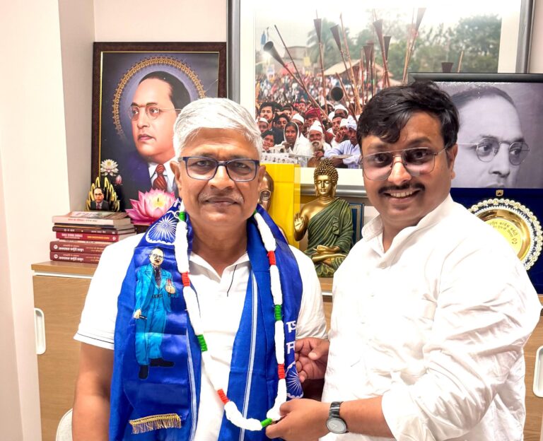 Uttar Pradesh : यूपी कांग्रेस प्रभारी राजेंद्रपाल गौतम से मिले बुलंदशहर जिलाध्यक्ष जियाउर्रहमान