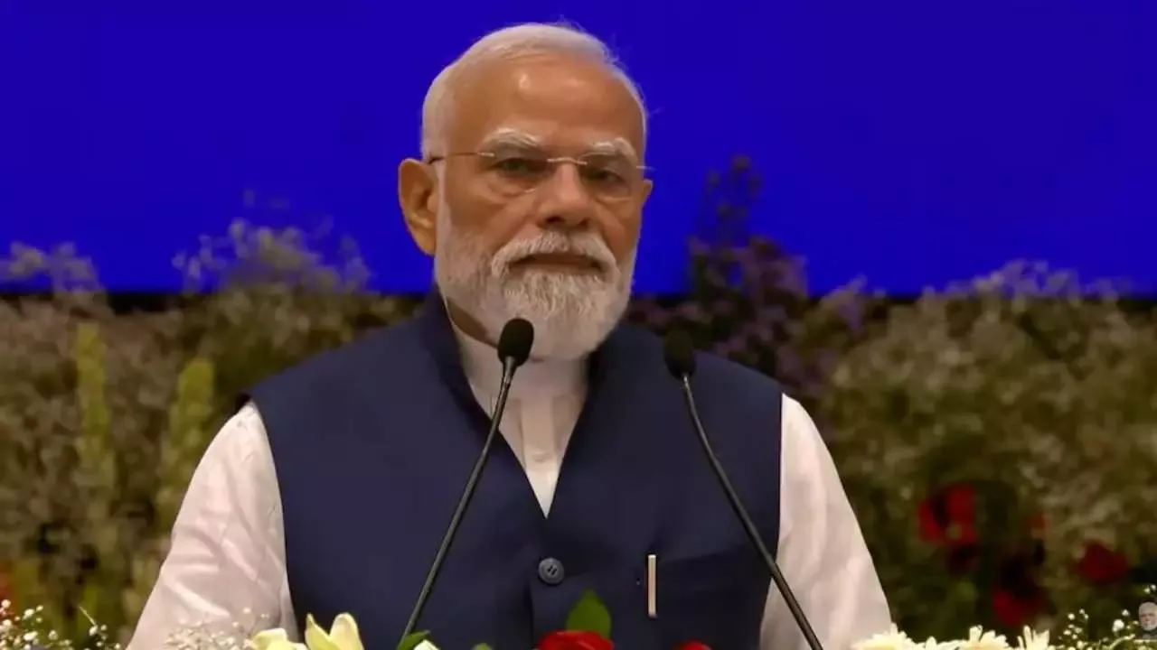 PM Modi on Congress Growth Rate: NDA कॉन्क्लेव में कांग्रेस पर बरसे पीएम मोदी, बोले- विफलता कांग्रेस की थी, कलंक हिंदुओं पर लगाया गया PM Modi on Congress Growth Rate: NDA कॉन्क्लेव में कांग्रेस पर बरसे पीएम मोदी, बोले- विफलता कांग्रेस की थी, कलंक हिंदुओं पर लगाया गया