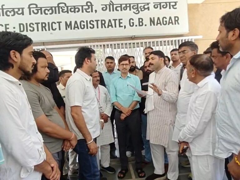 UTL Power Company: UTL कंपनी बस हादसे को लेकर प्रदर्शन, पीड़ित छात्रों को नौकरी और CSR फंड जांच की मांग