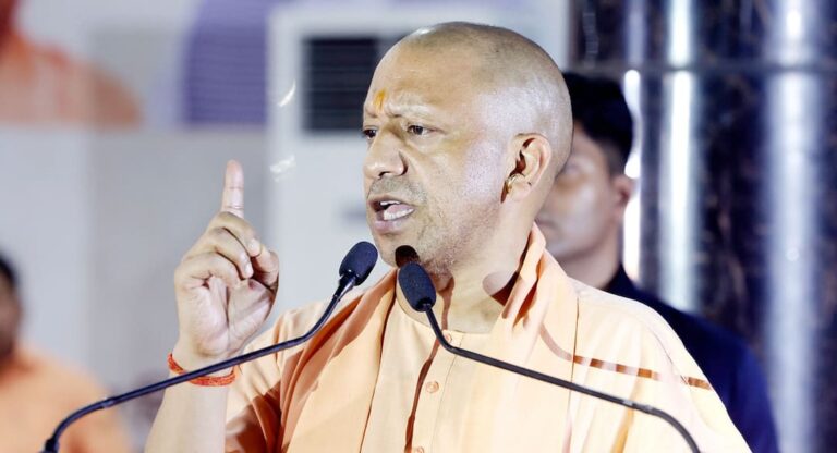 Uttar Pradesh : शिक्षा से संवर रहा भविष्य, योगी सरकार दे रही अनाथ बच्चों के सपनों को नई उड़ान