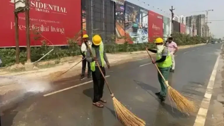 Greater Noida News: सड़कों को धूल मुक्त बनाने के लिए विशेष सफाई अभियान तेज, 11 जुलाई तक चलेगा अभियान