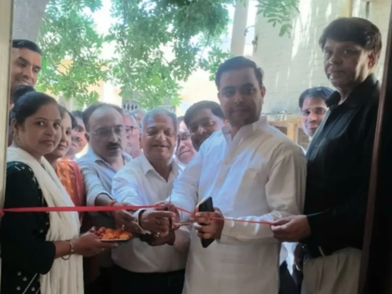दनकौर पीएचसी में लैब सेवा शुरू, फार्मासिस्ट और लैब टेक्नीशियन की तैनाती से मरीजों को बड़ी राहत