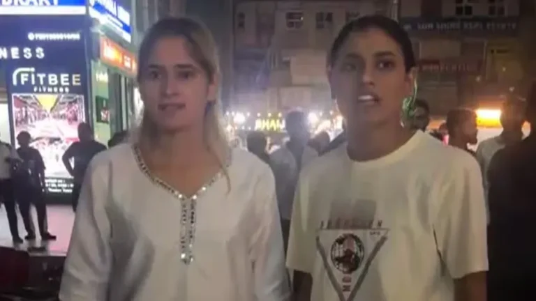 Viral Video: डांसर डिंपल चौधरी के गाली गलौज विवाद पर बढ़ी बहस, वीडियो जारी कर दी सफाई