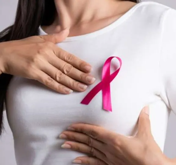 Breast Cancer Treatment: ब्रेस्ट कैंसर के इलाज में नई क्रांति: यूएई ने दुनिया की पहली ओरल ‘एटकामाह’ दवा को दी मंजूरी